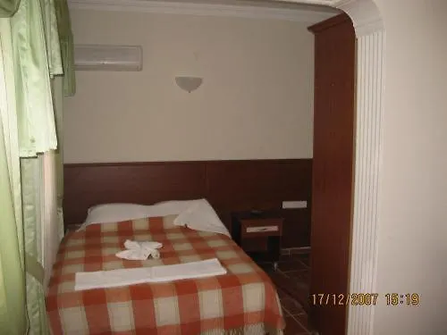 Vatan Hotel 3*