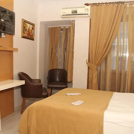 Vatan Hotel 3*
