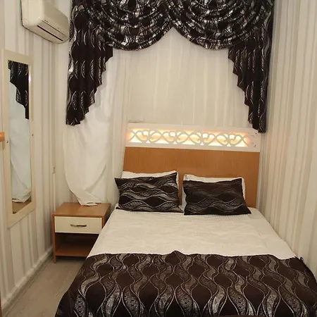 Vatan Hotel 3*